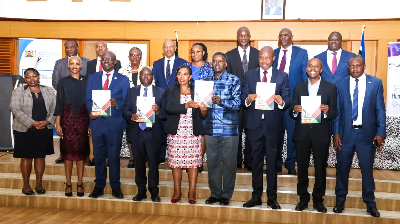 The Cabinet Secretary, Ministry of Information, Communications and the Digital Economy (MICDE), Dr. Margaret Ndung’u received the SWG Final Report which has impactful recommendations across ten ICT thematic areas.